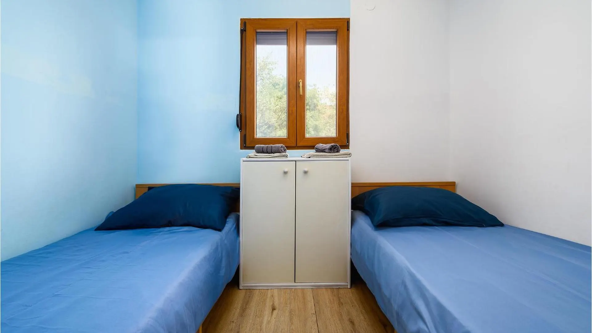 Beautiful Apartment In Rovinjsko Selo With Wifi